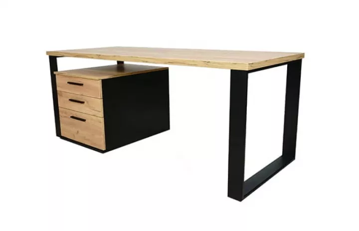 Ergonomiczne biurko z praktycznymi szufladami